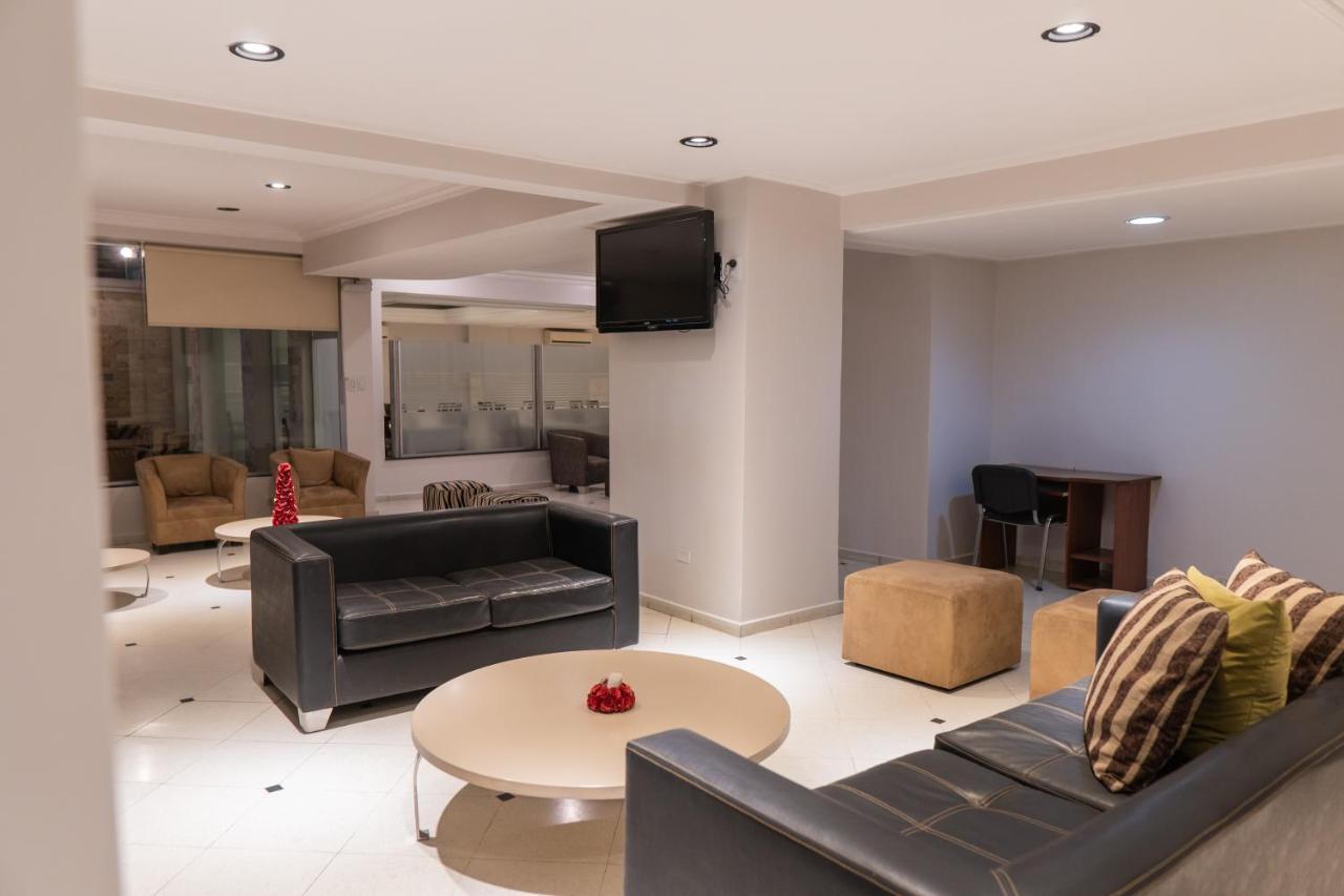 Hotel Embajador San Miguel de Tucumán Dış mekan fotoğraf