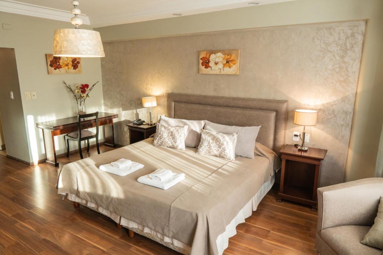 Hotel Embajador San Miguel de Tucumán Dış mekan fotoğraf